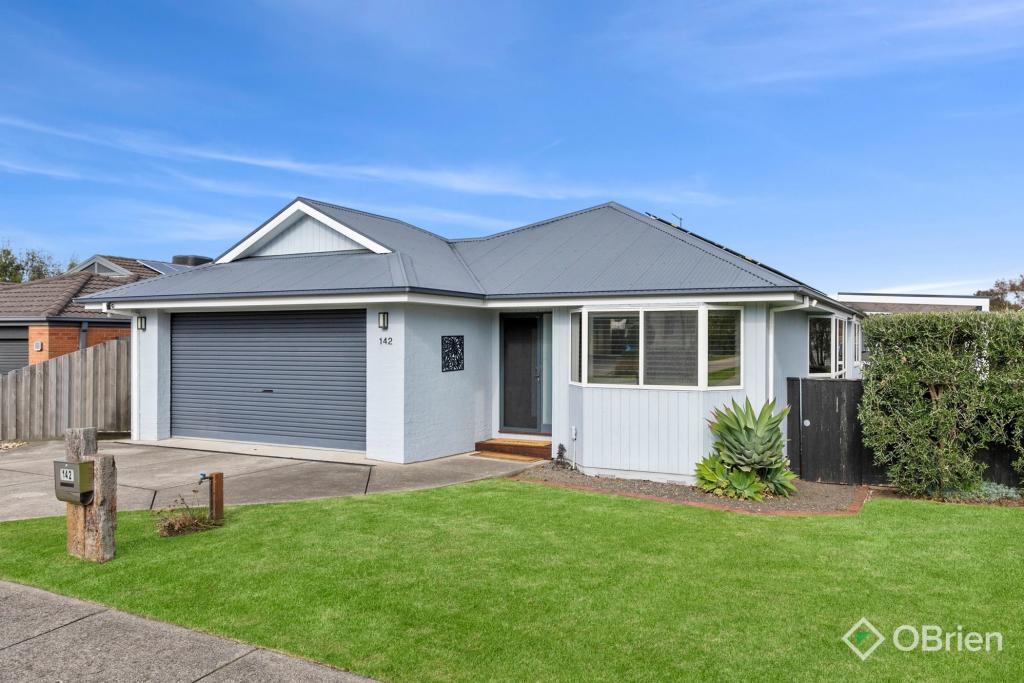 142 Clarendon Dr, Somerville, VIC 3912