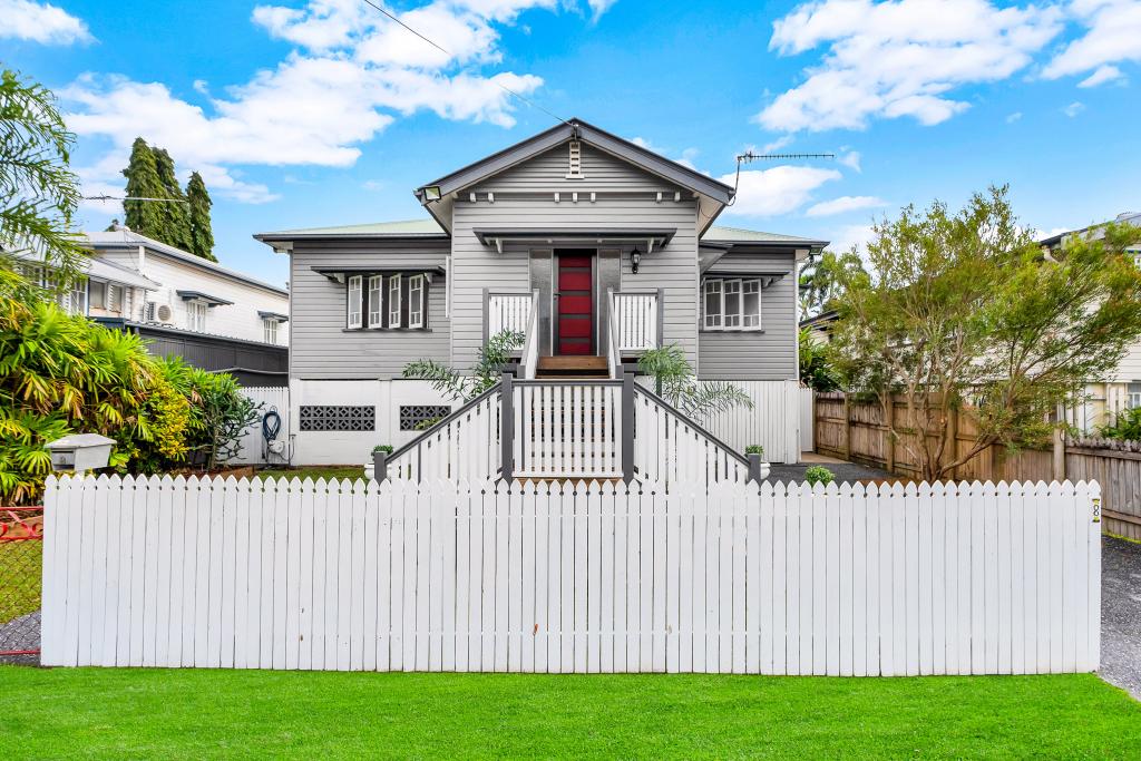 8 ROWE ST, EARLVILLE, QLD 4870