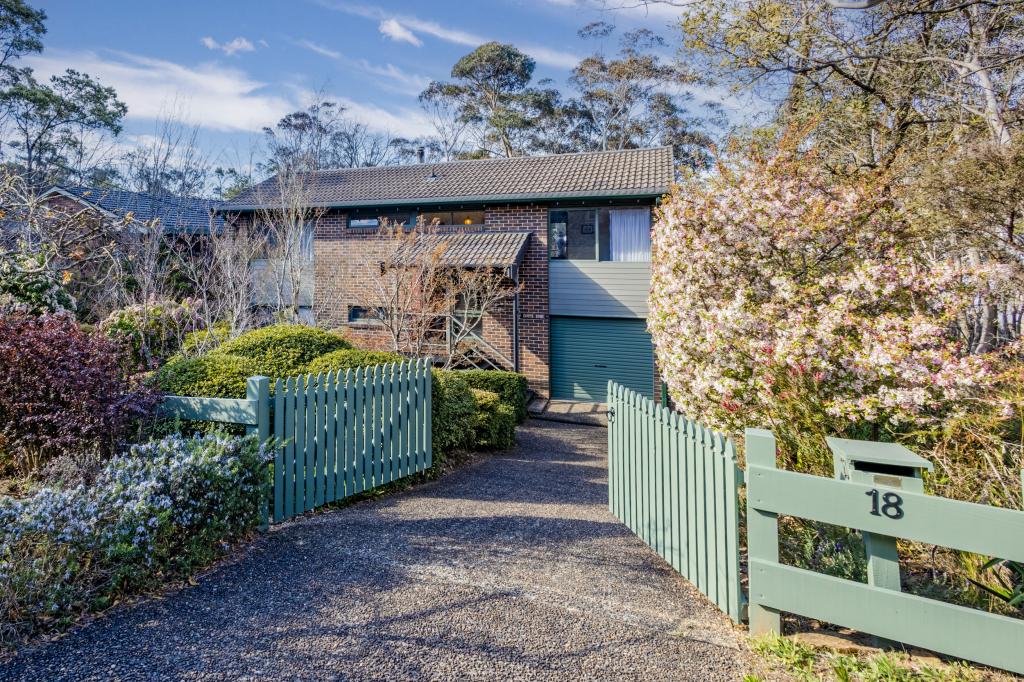 18 Days Cres, Blackheath, NSW 2785