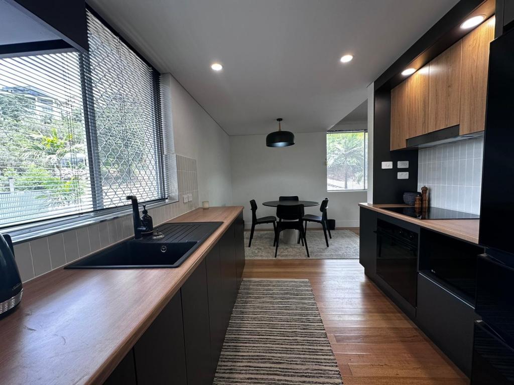 1/17 Stanton Tce, North Ward, QLD 4810