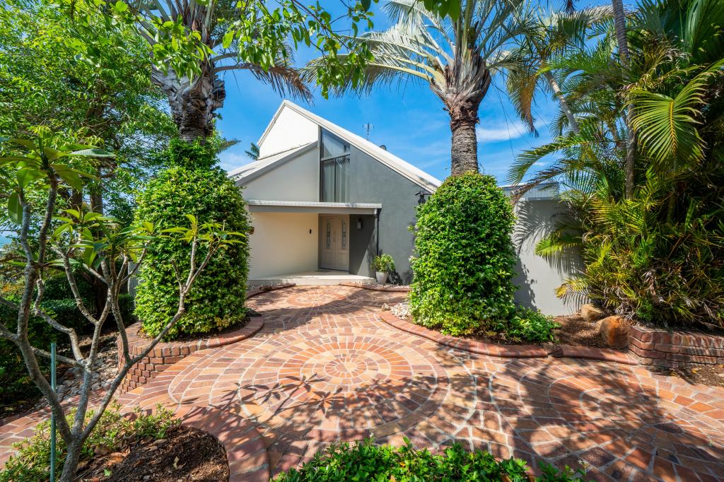 68 Buderim Ave, Alexandra Headland, QLD 4572