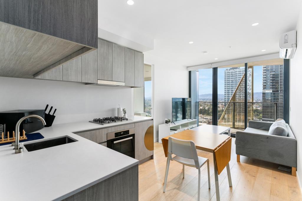 2105/17 Austin St, Adelaide, SA 5000