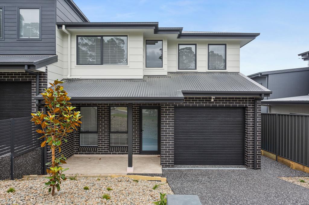 2/4 KIAH CL, TULLIMBAR, NSW 2527