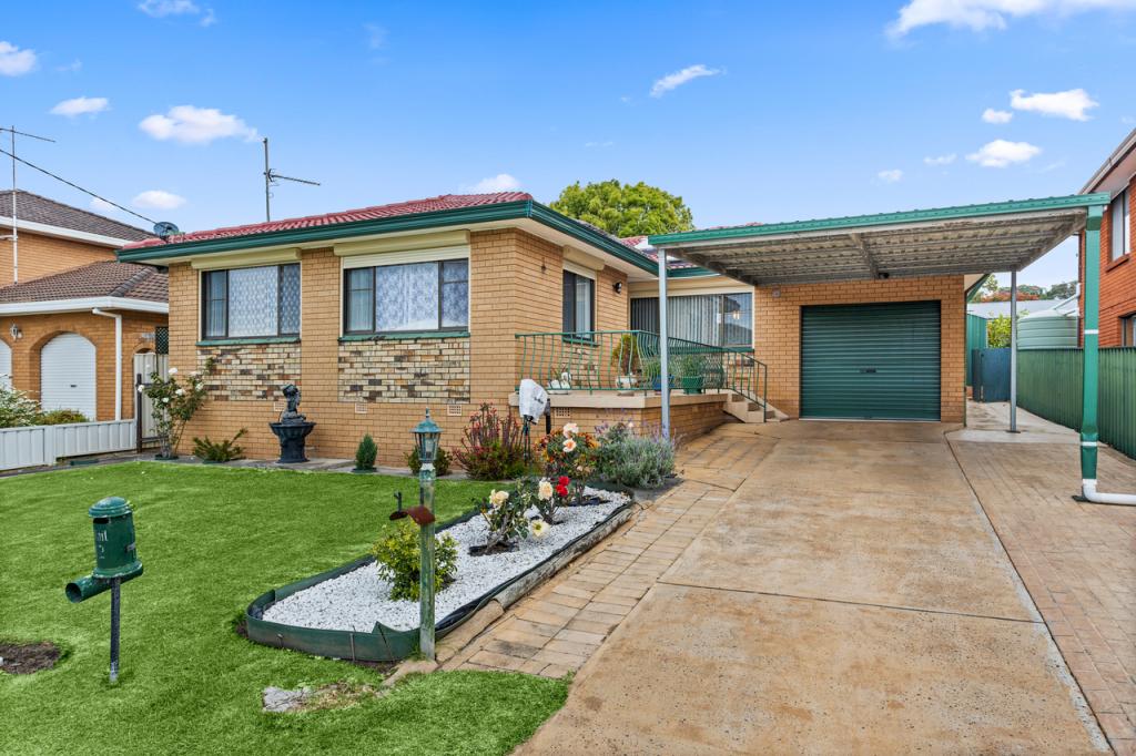 42 O'Connell St, Barrack Heights, NSW 2528