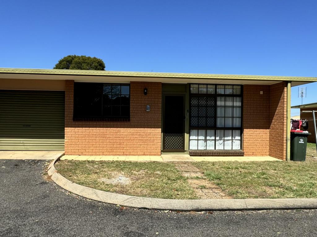 4/6 Thorn St, Kingaroy, QLD 4610