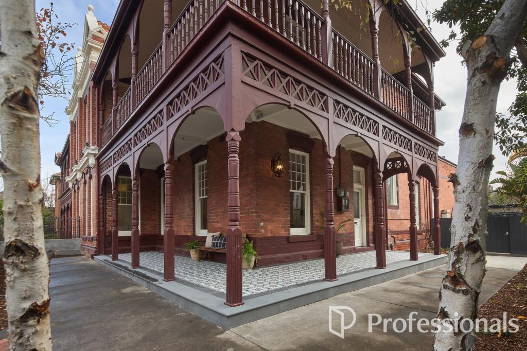 2 Mozart St, St Kilda, VIC 3182