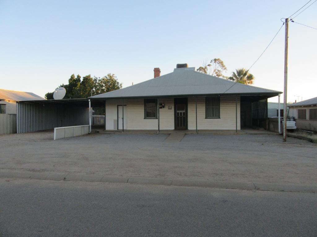 14 Robertson St, Carnamah, WA 6517