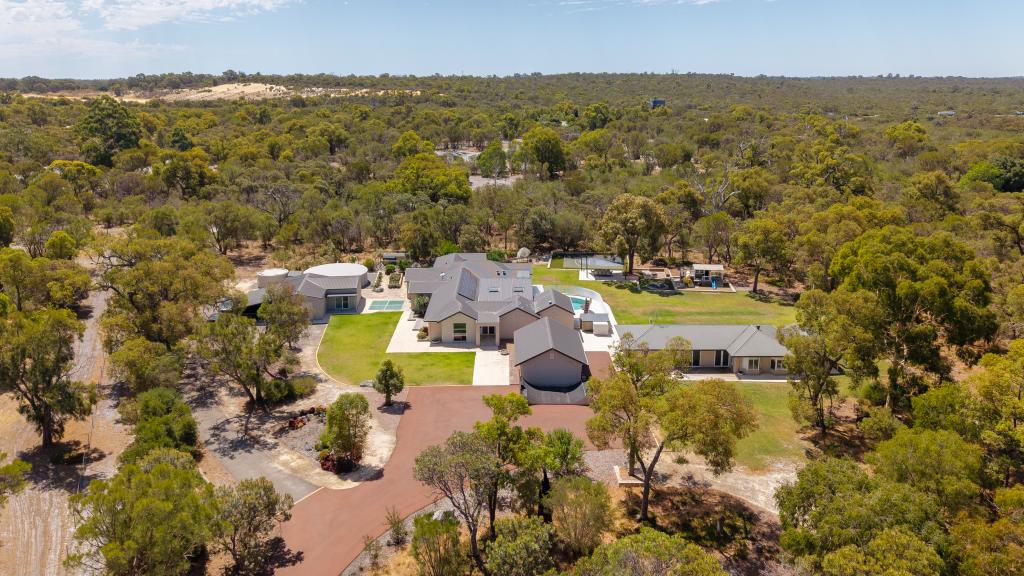 63 Summerhill Dr, Stake Hill, WA 6181