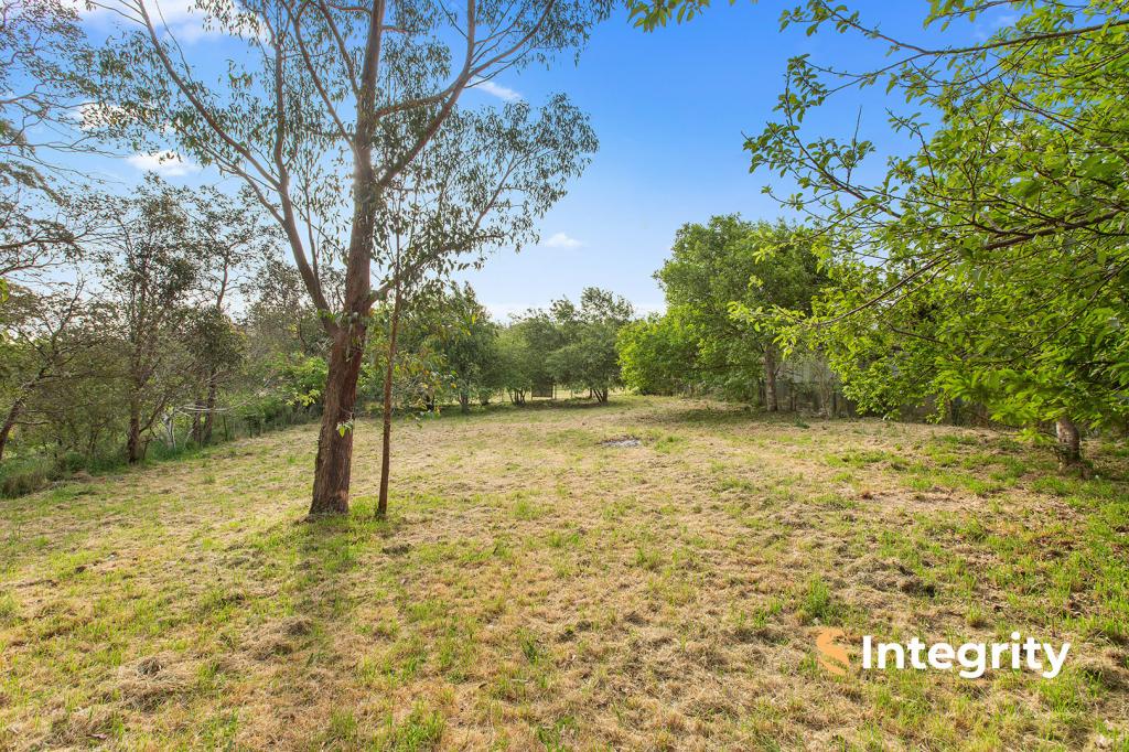 25 Parkside Rd, Kinglake, VIC 3763