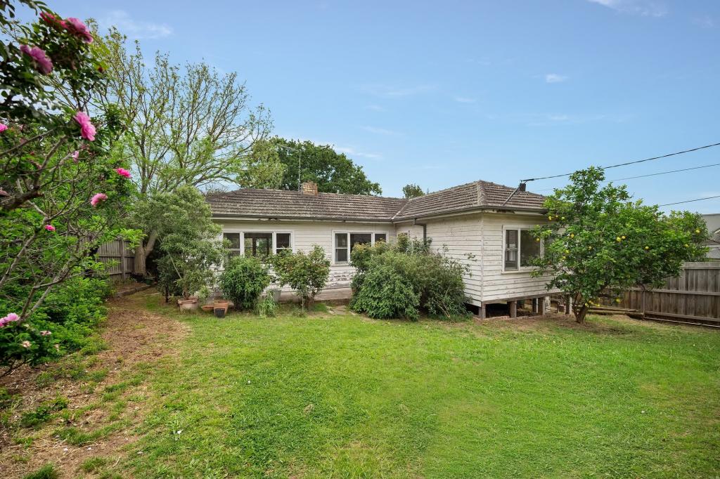 20 Starling St, Montmorency, VIC 3094