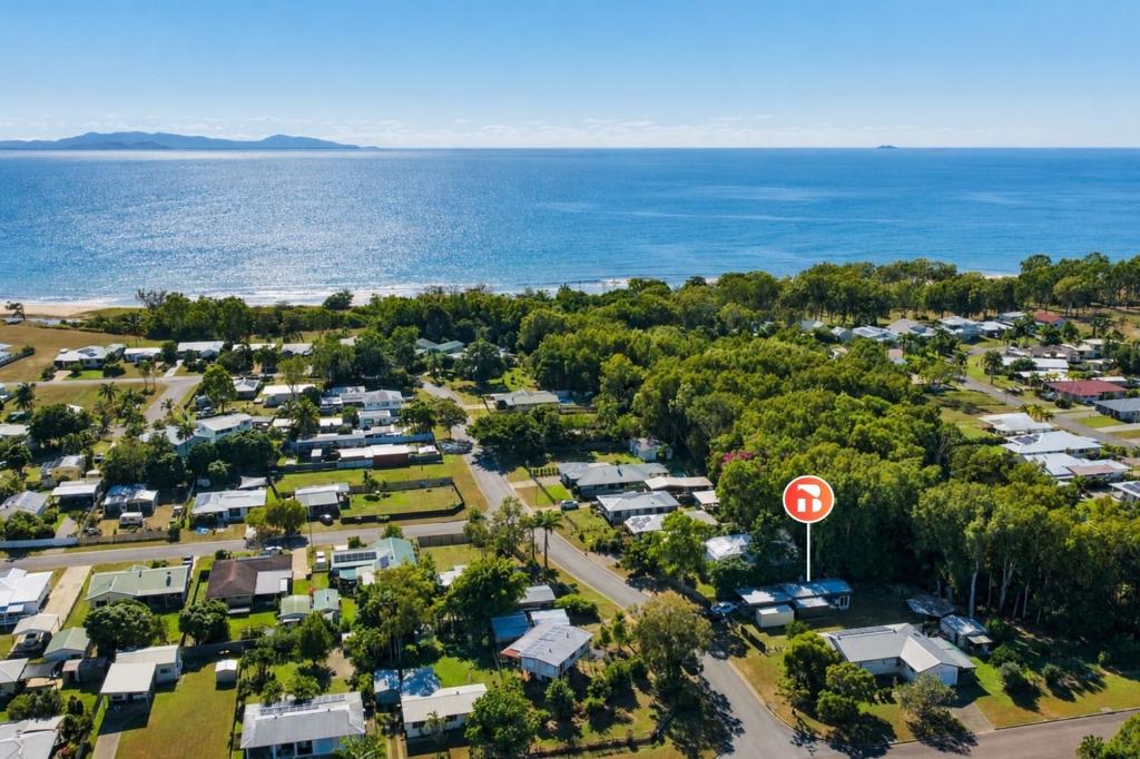 4 Howitson Dr, Balgal Beach, QLD 4816