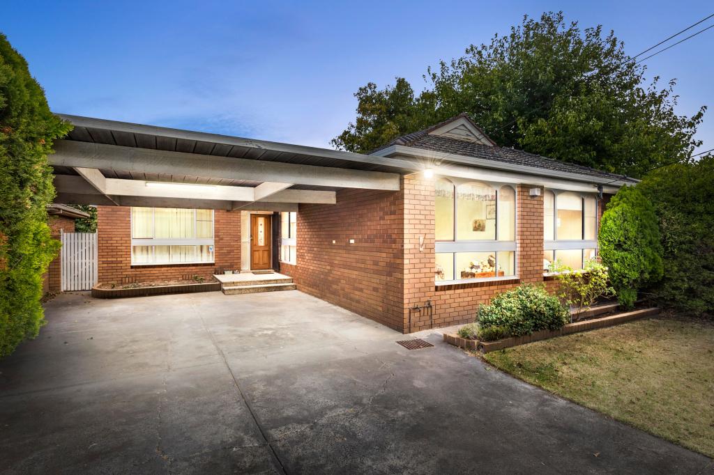 10 Swindon Rd, Hughesdale, VIC 3166