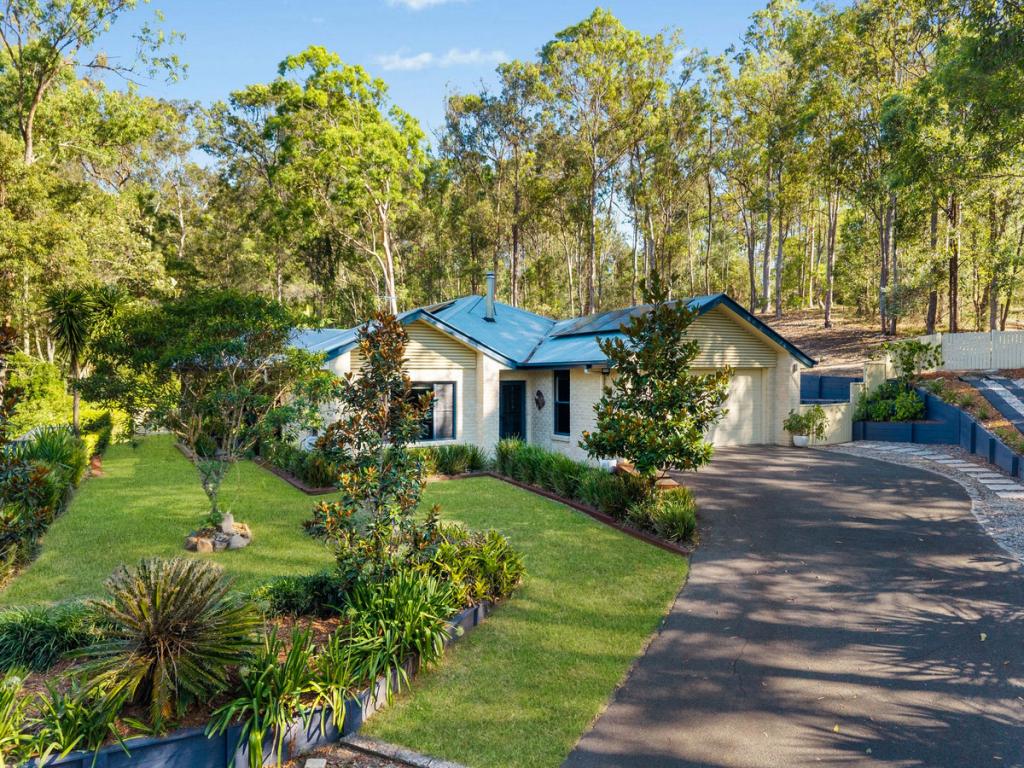 16 Springbook Ct, Cashmere, QLD 4500