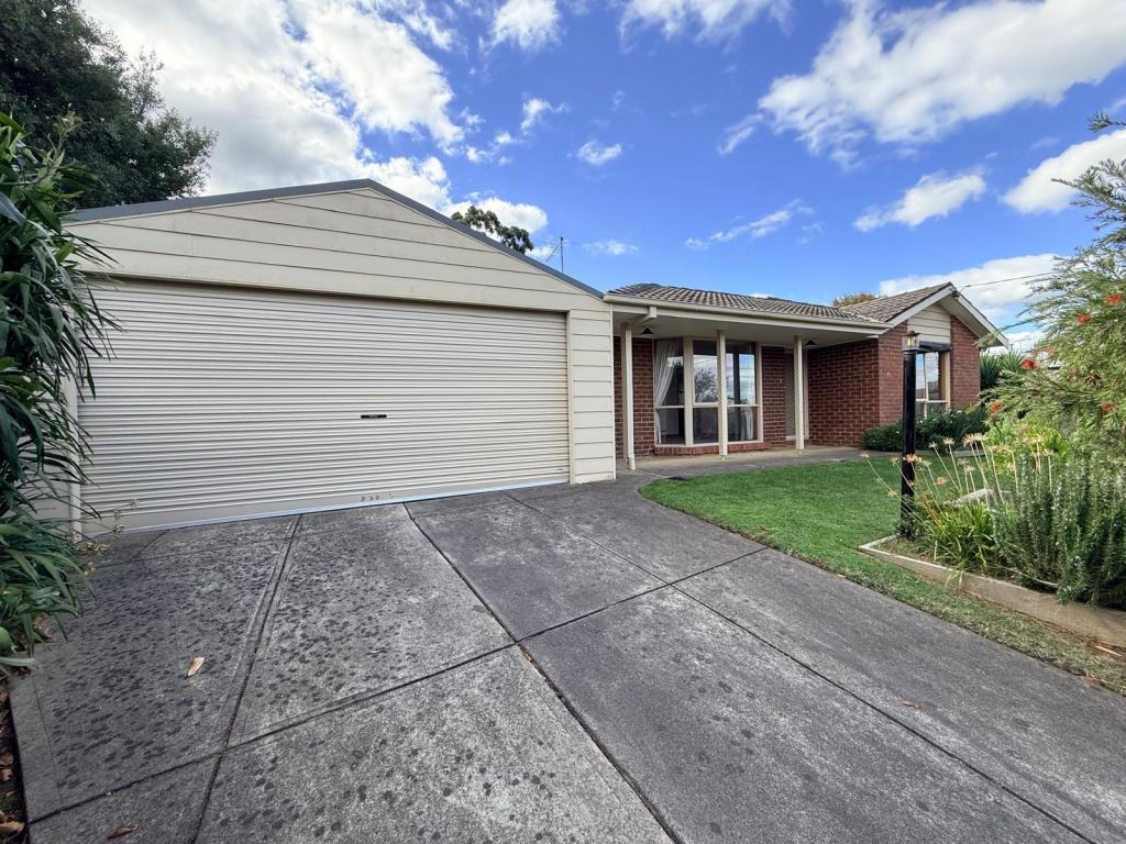 113 Clarendon Dr, Somerville, VIC 3912