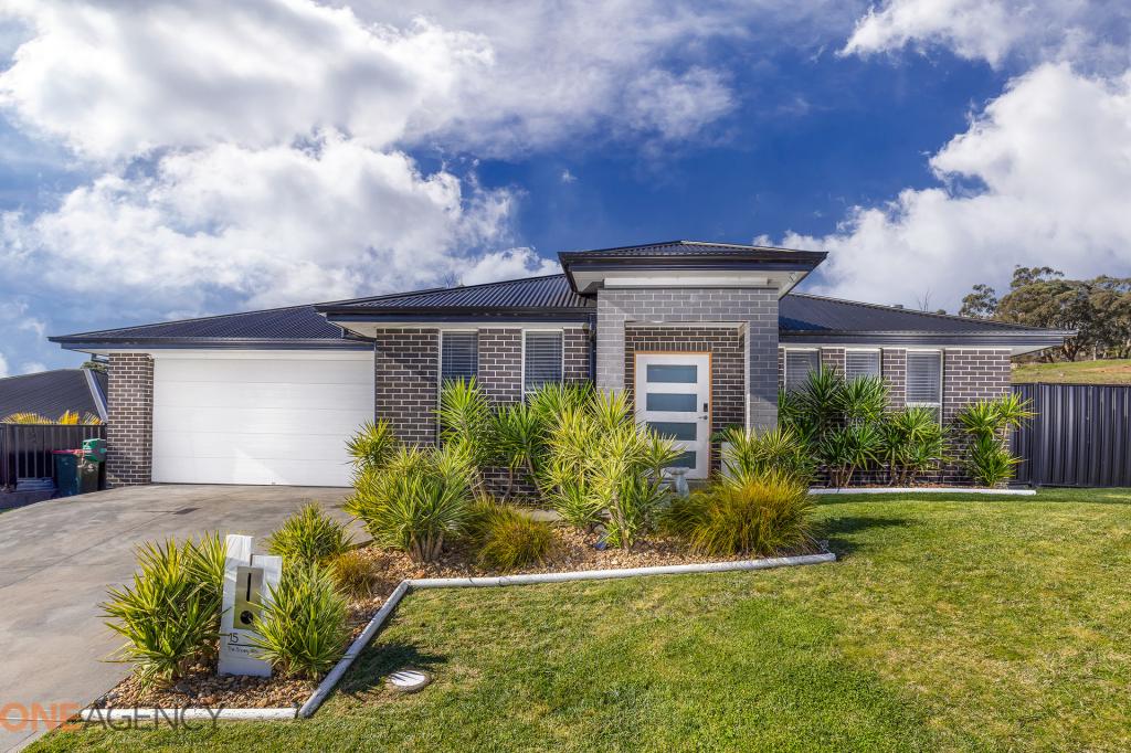 15 The Snowy Way, Orange, NSW 2800