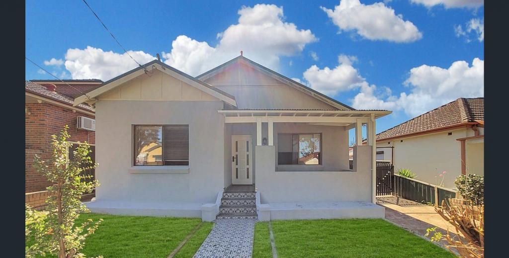 19 LILAC ST, PUNCHBOWL, NSW 2196