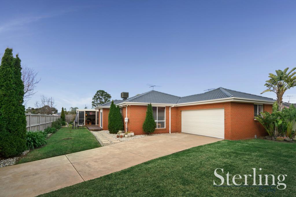 10 Ladybird Cres, Point Cook, VIC 3030