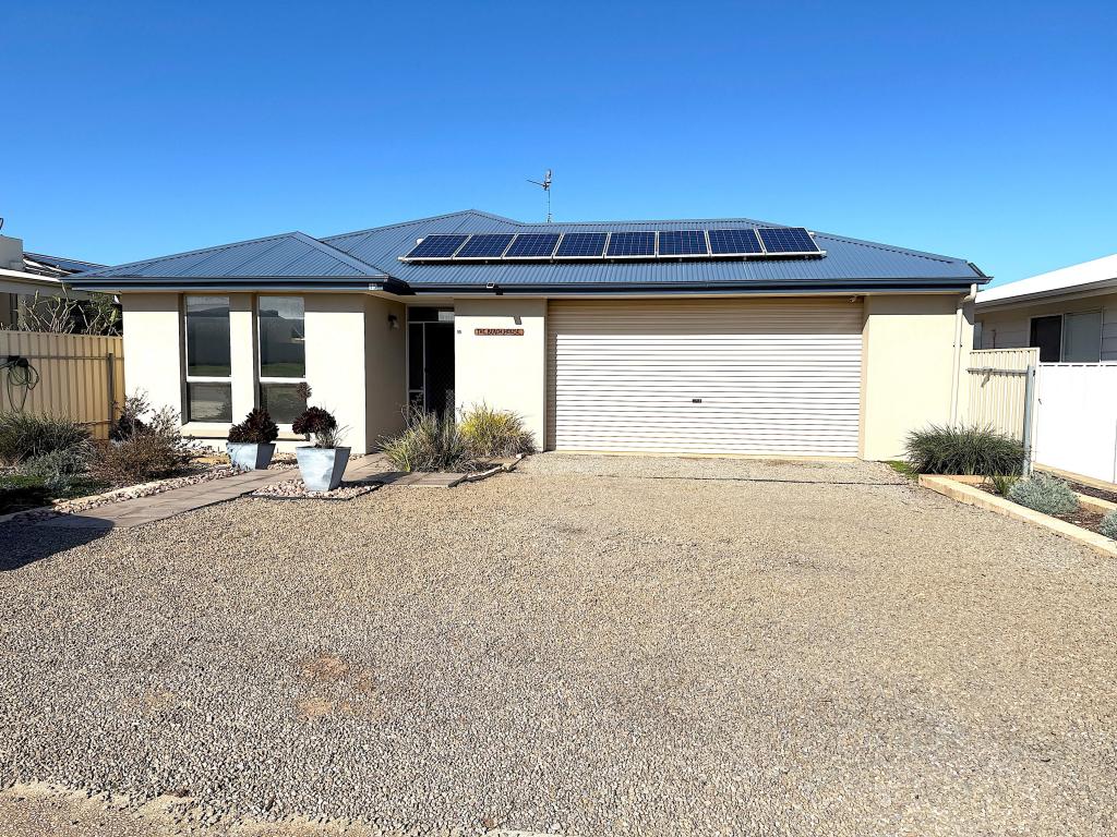 15 Kassa Rd, North Beach, SA 5556
