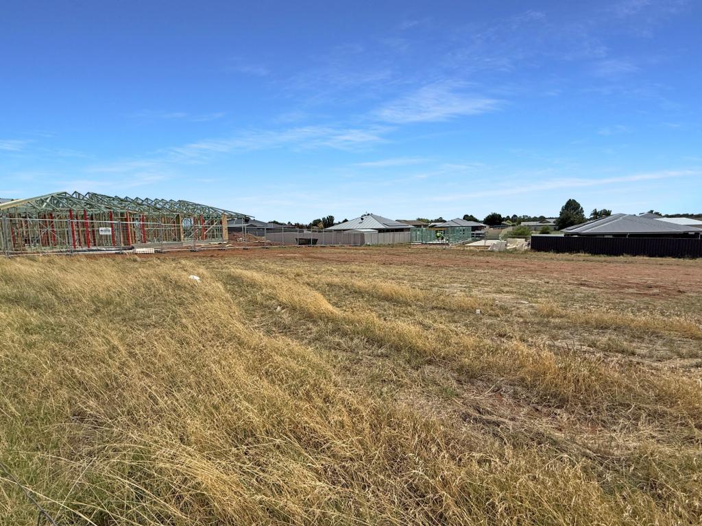 69 Boundary Rd, Narrandera, NSW 2700