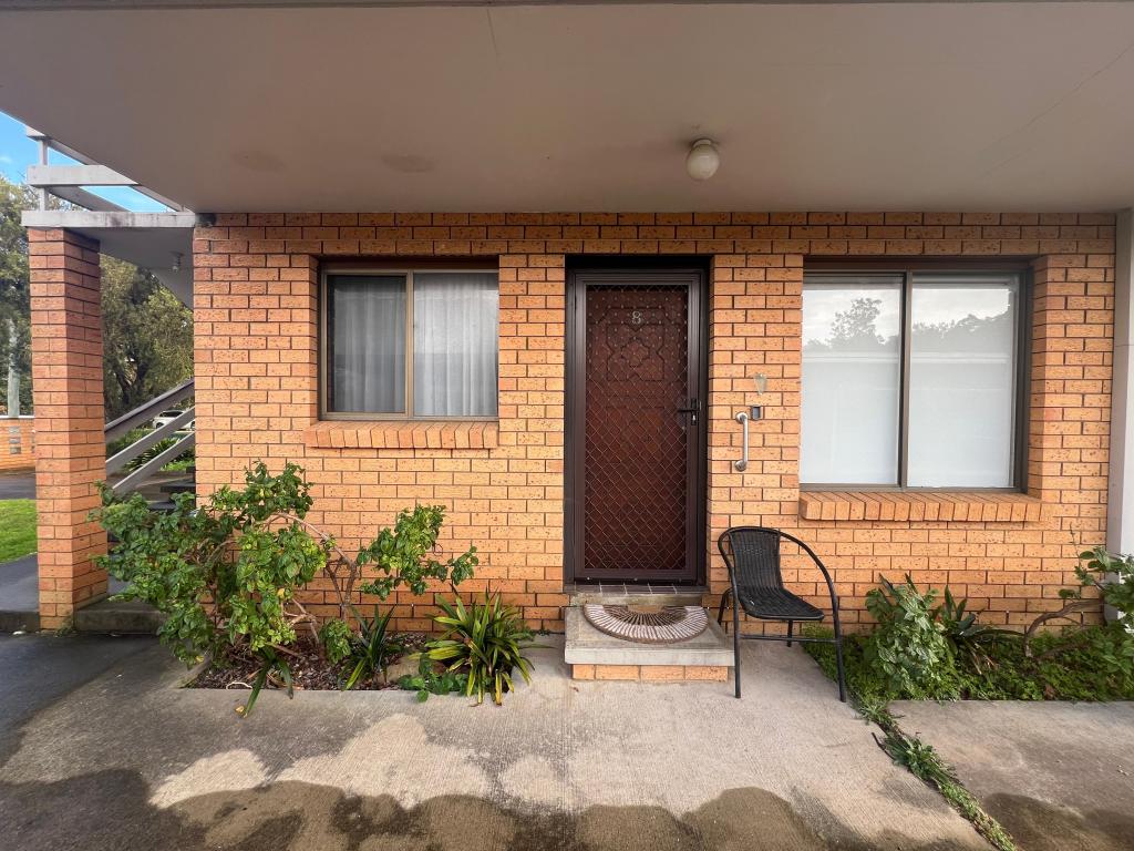 8/25 WHARF RD, NORTH BATEMANS BAY, NSW 2536