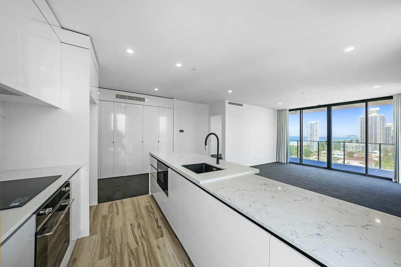 53/16 CHELSEA AVE, BROADBEACH, QLD 4218
