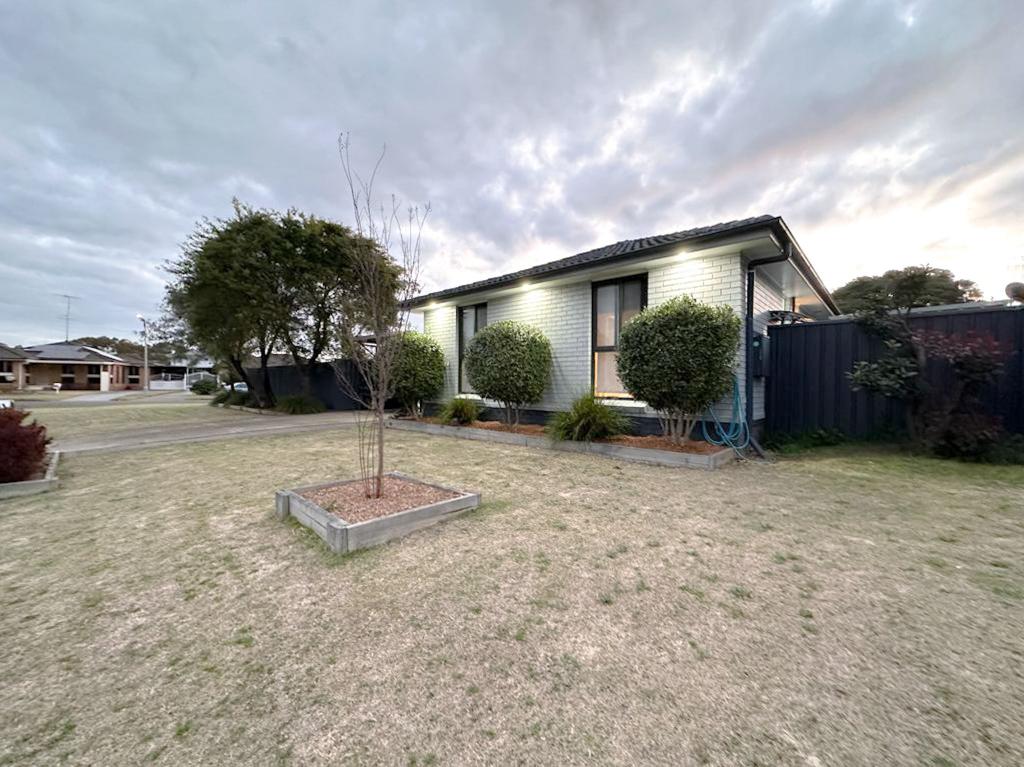 13 Cobb Ave, Jamisontown, NSW 2750
