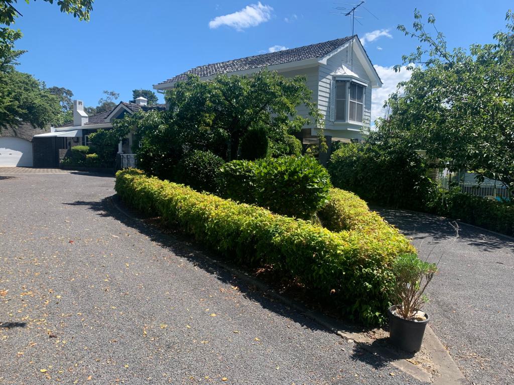 152 Old Gippsland Rd, Mount Evelyn, VIC 3796