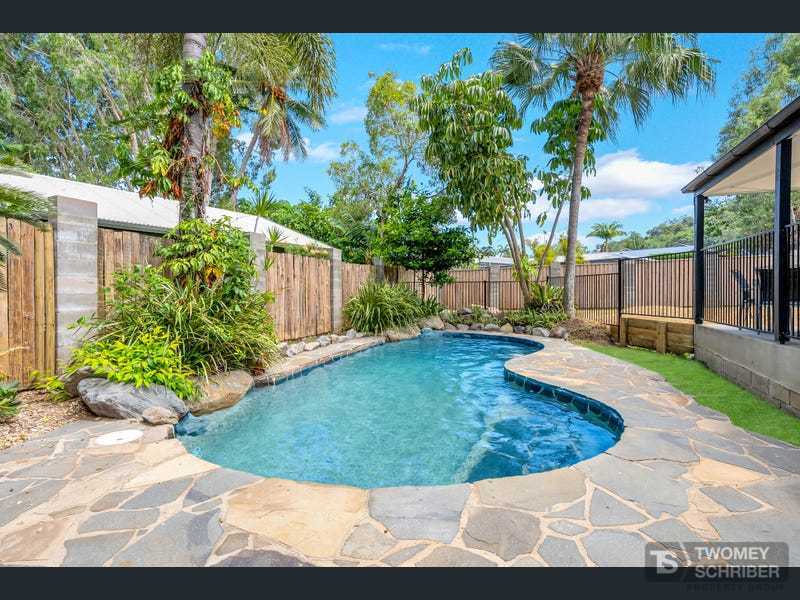 16 MANUS ST, TRINITY BEACH, QLD 4879