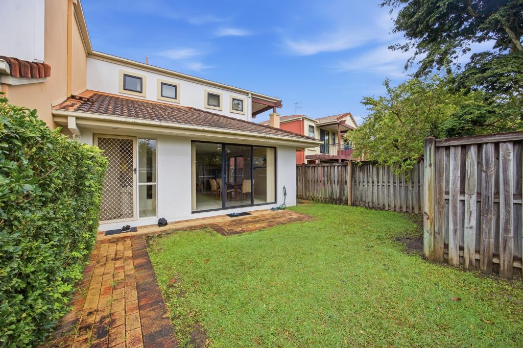 11/302 Christine Ave, Varsity Lakes, QLD 4227