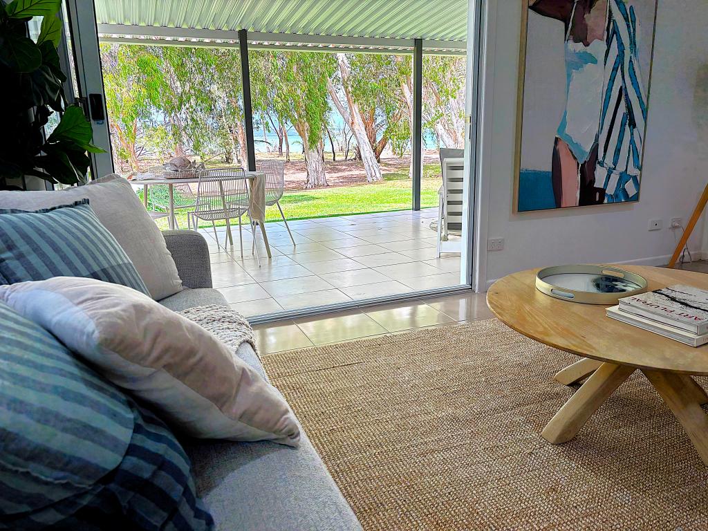 12 Mcewens Beach Esp, Mcewens Beach, QLD 4740