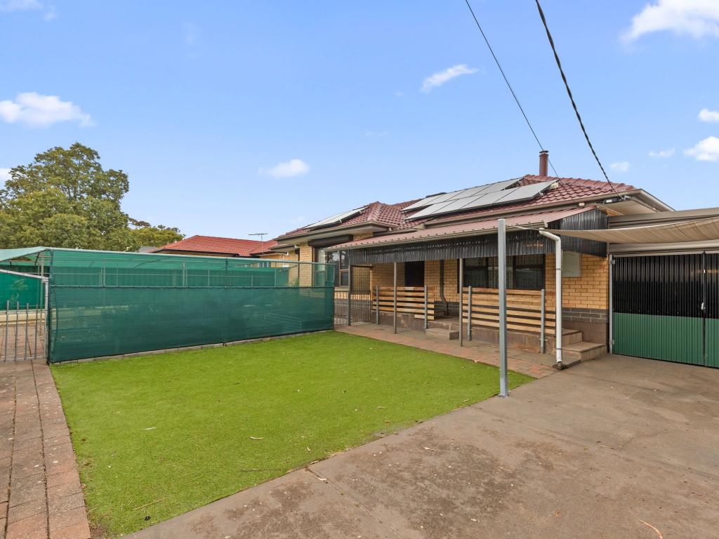 12 Jennifer Dr, Morphett Vale, SA 5162