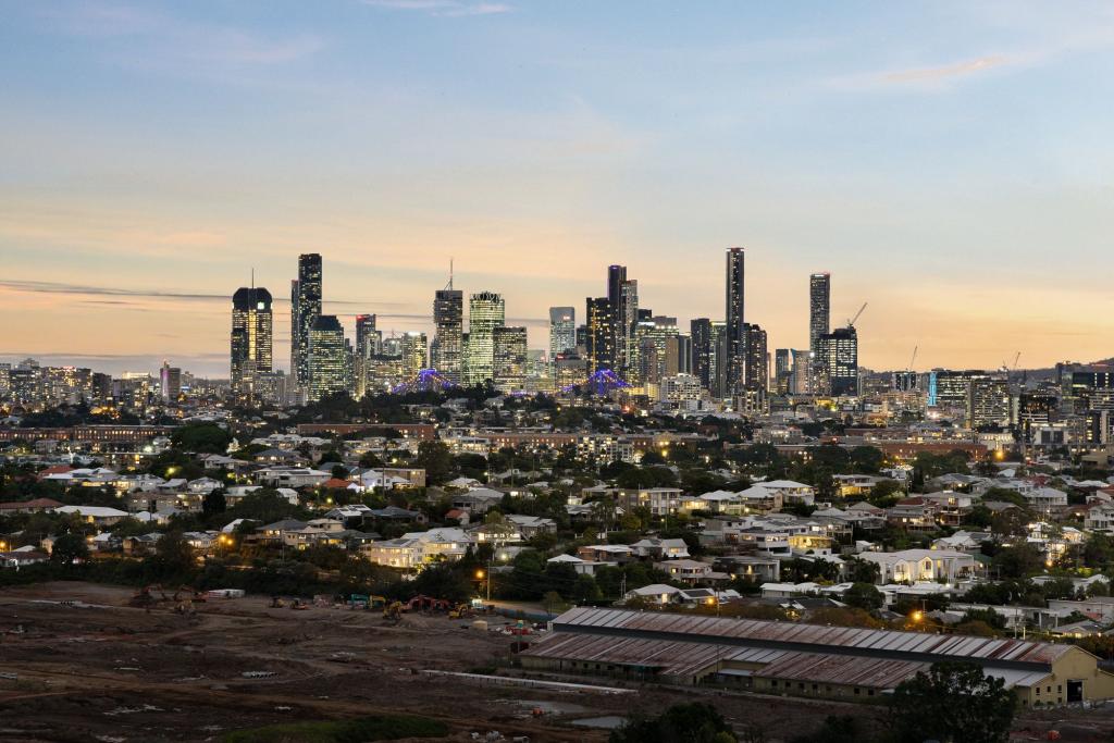 31408/15 Wharf St, Hamilton, QLD 4007