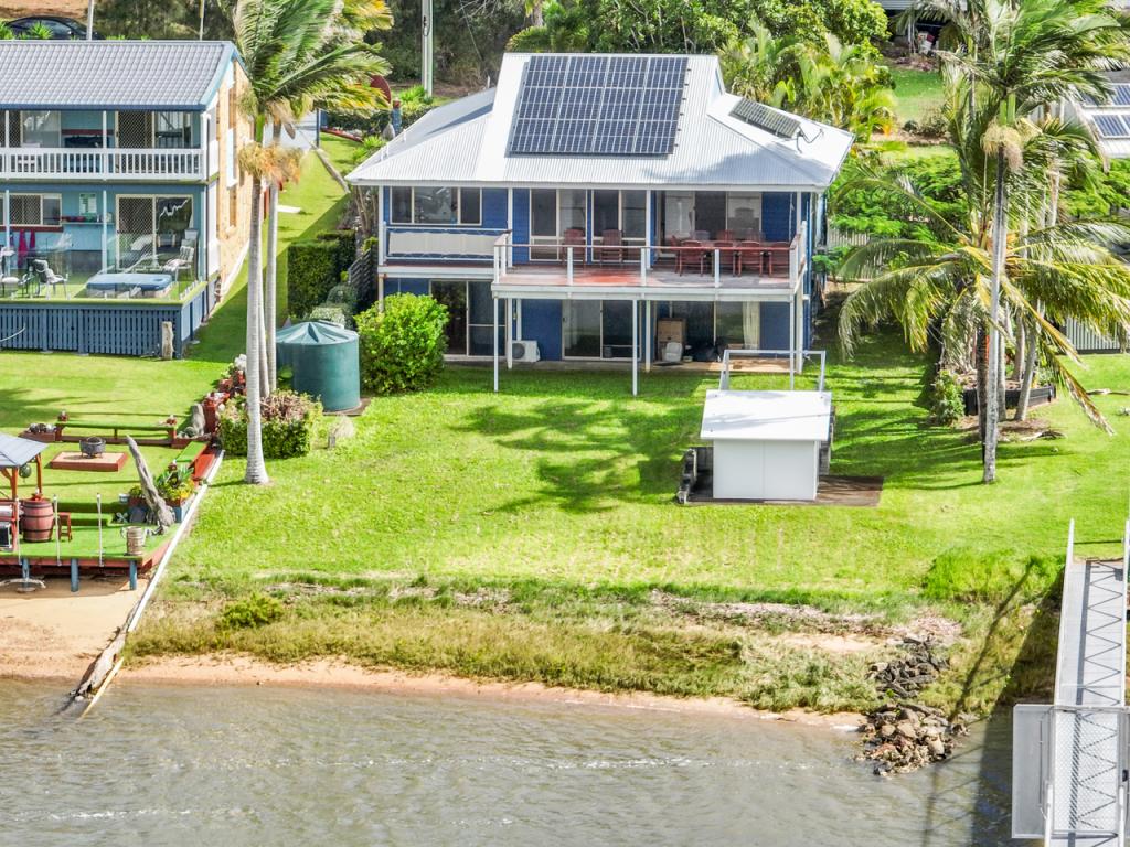 55 Wahine Dr, Russell Island, QLD 4184