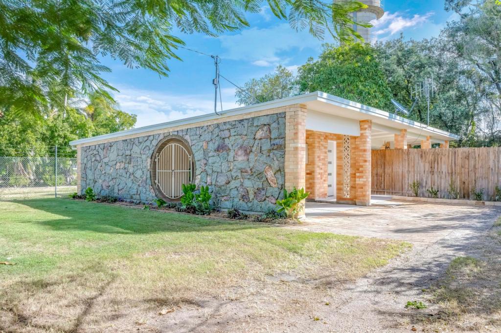 15 Hinkler Ave, Bundaberg North, QLD 4670