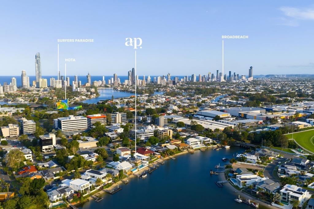 4 Mercedes Pl, Bundall, QLD 4217
