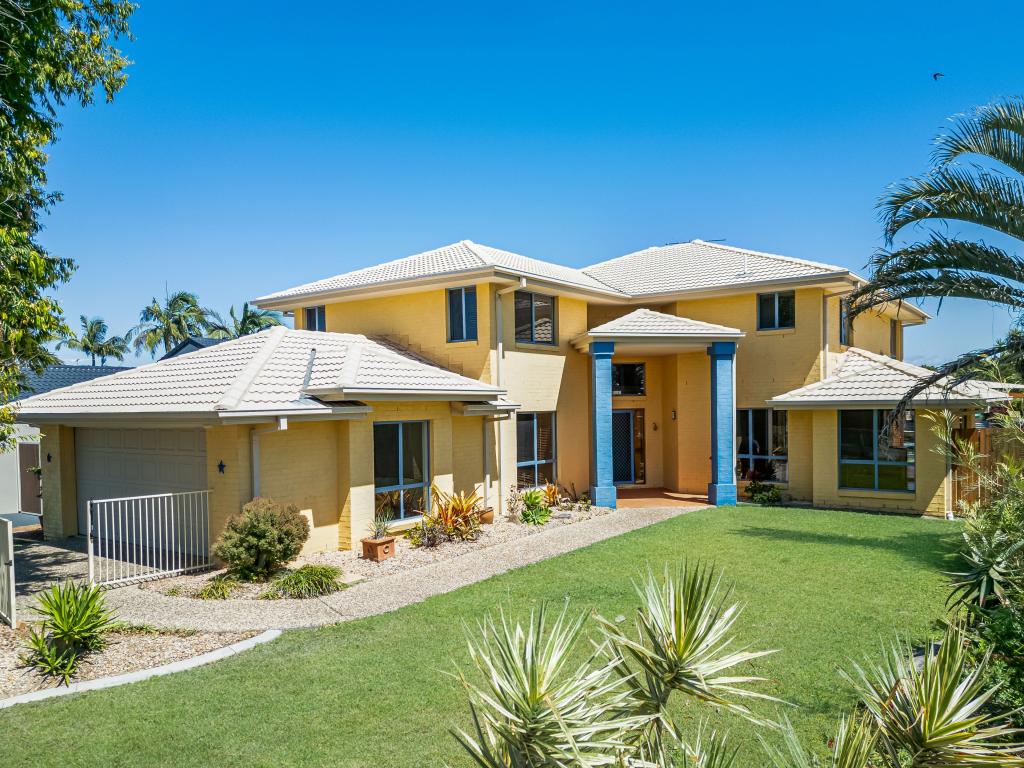 20 Topsail Cct, Banksia Beach, QLD 4507