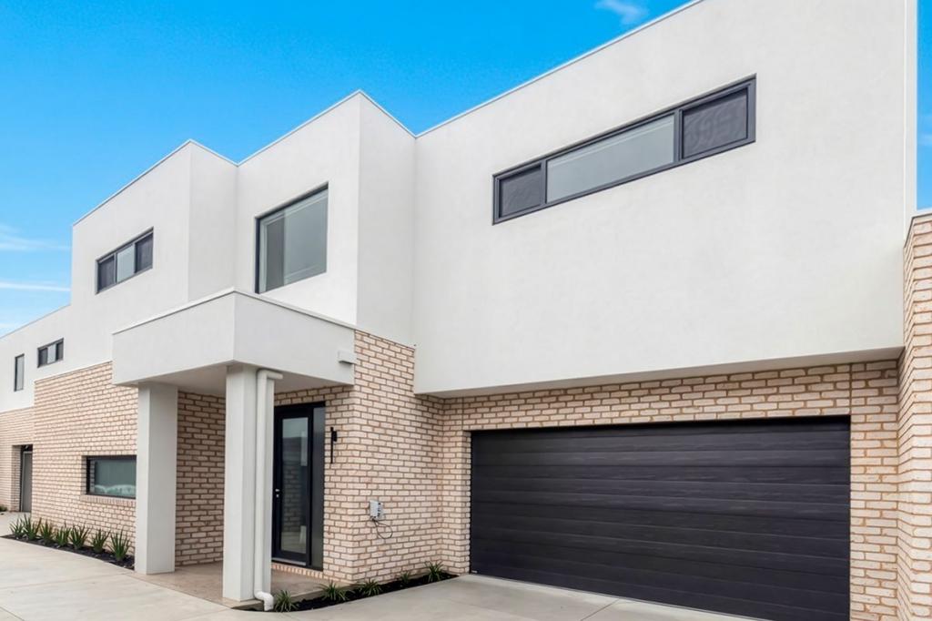 2/60 Ella Gr, Chelsea, VIC 3196