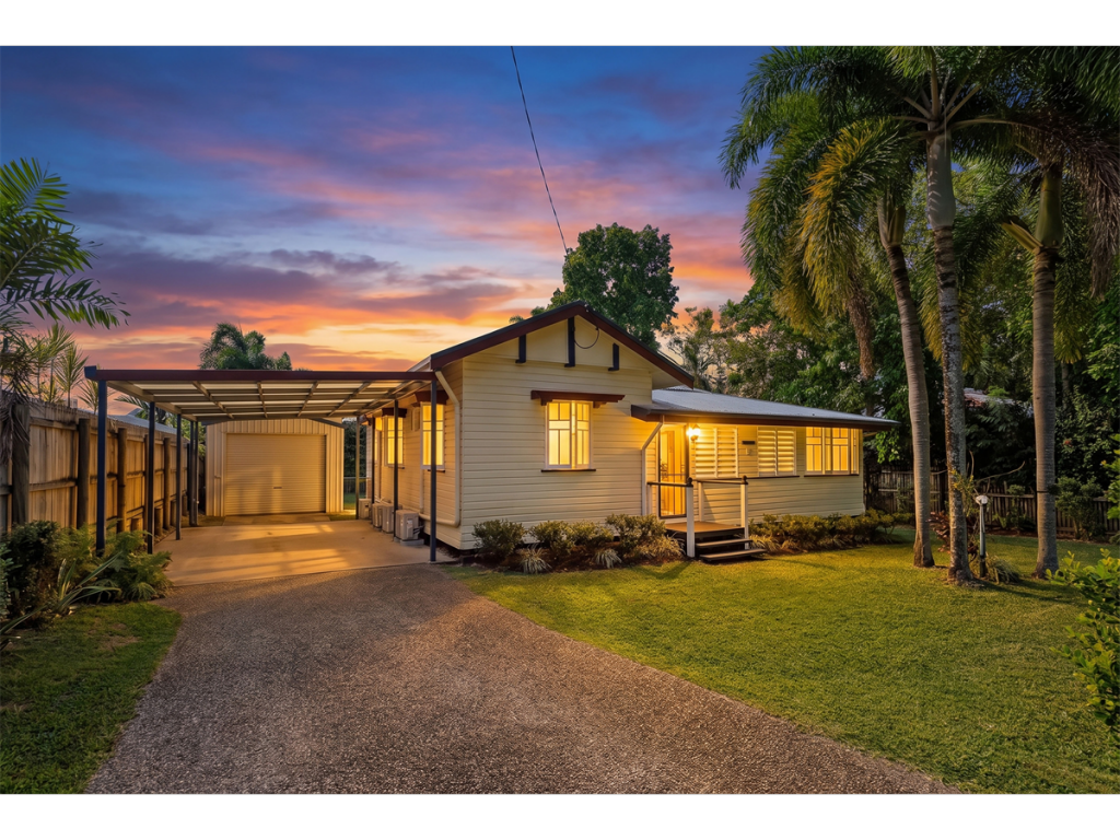 4 Wilunga St, Stratford, QLD 4870