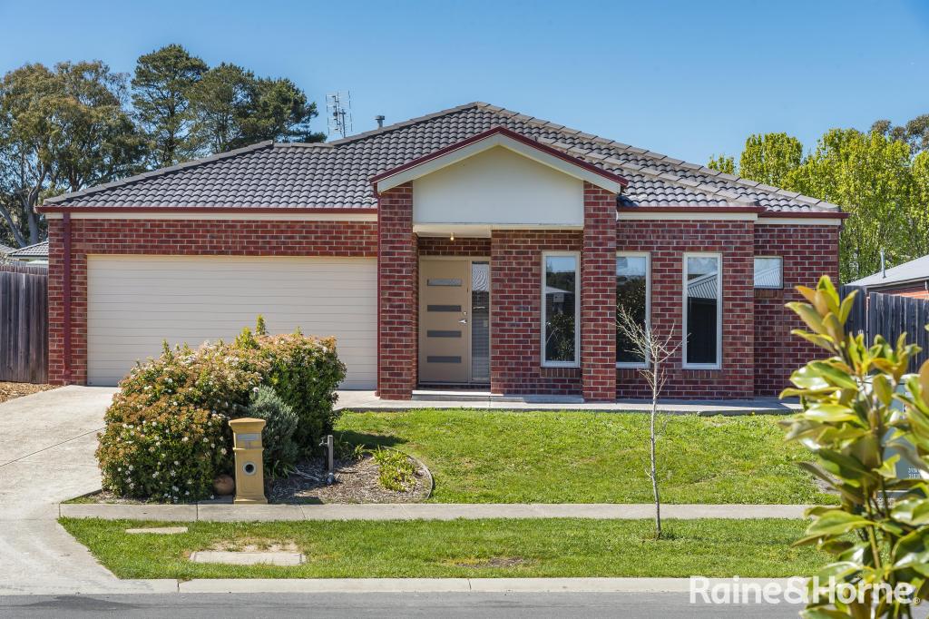16 Tree Change Way, Woodend, VIC 3442