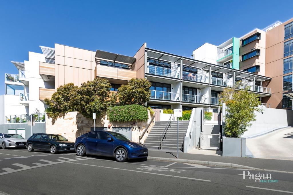 317/77 Hobsons Rd, Kensington, VIC 3031