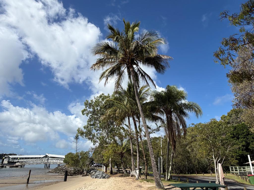 38 Noyes Pde, Karragarra Island, QLD 4184