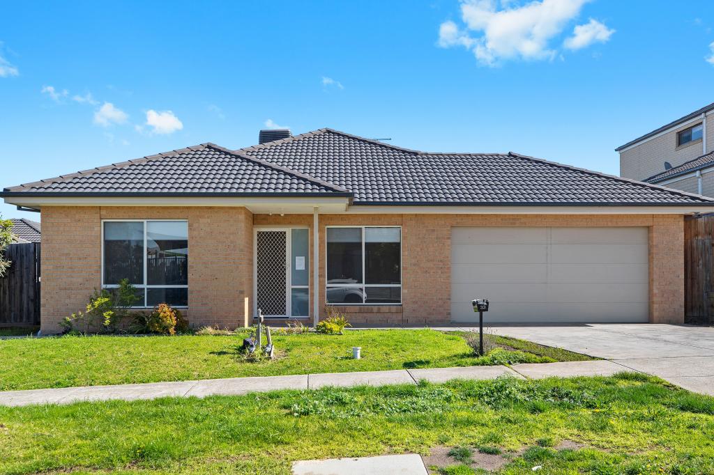 33 Curran Dr, Officer, VIC 3809