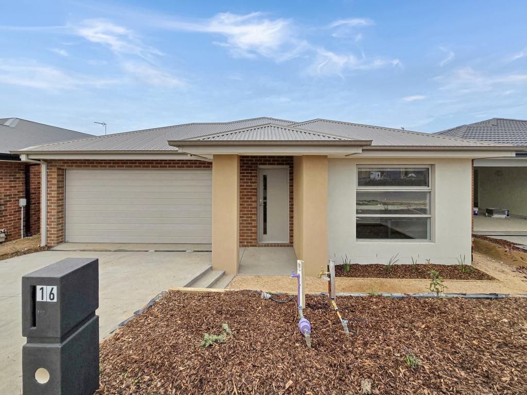 16 MOLLYAN AVE, CHARLEMONT, VIC 3217