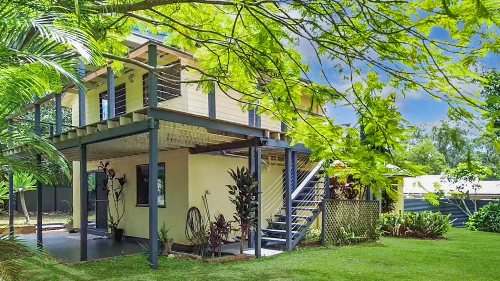 41 Western Rd, Macleay Island, QLD 4184