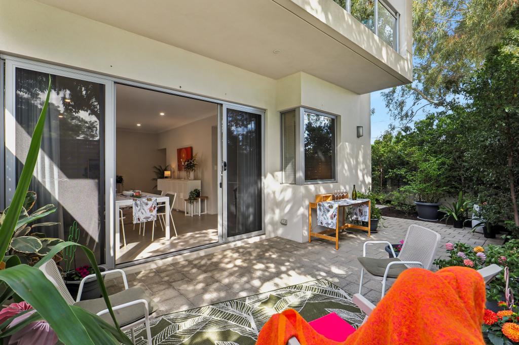 1/2 De Grey St, Innaloo, WA 6018