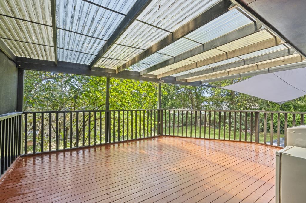 37 Kumbari Ave, Southport, QLD 4215