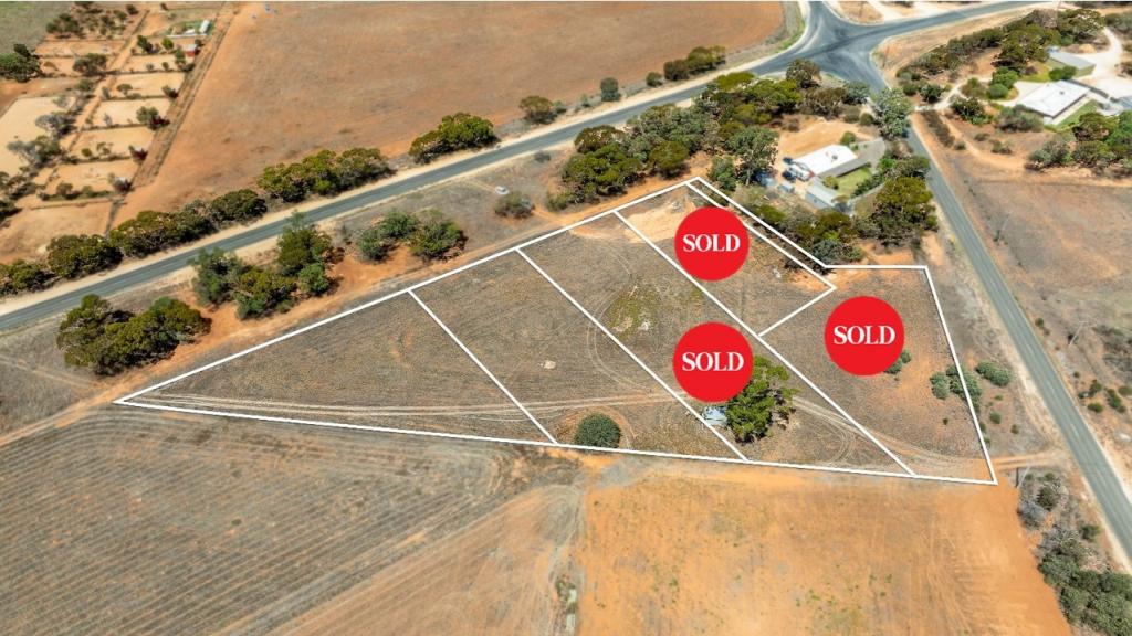 Badcoe Rd, Loxton, SA 5333