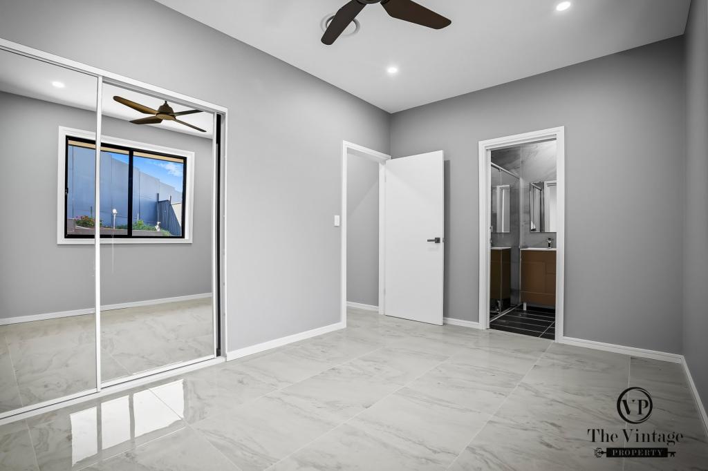 25a Evergreen Dr, Oran Park, NSW 2570