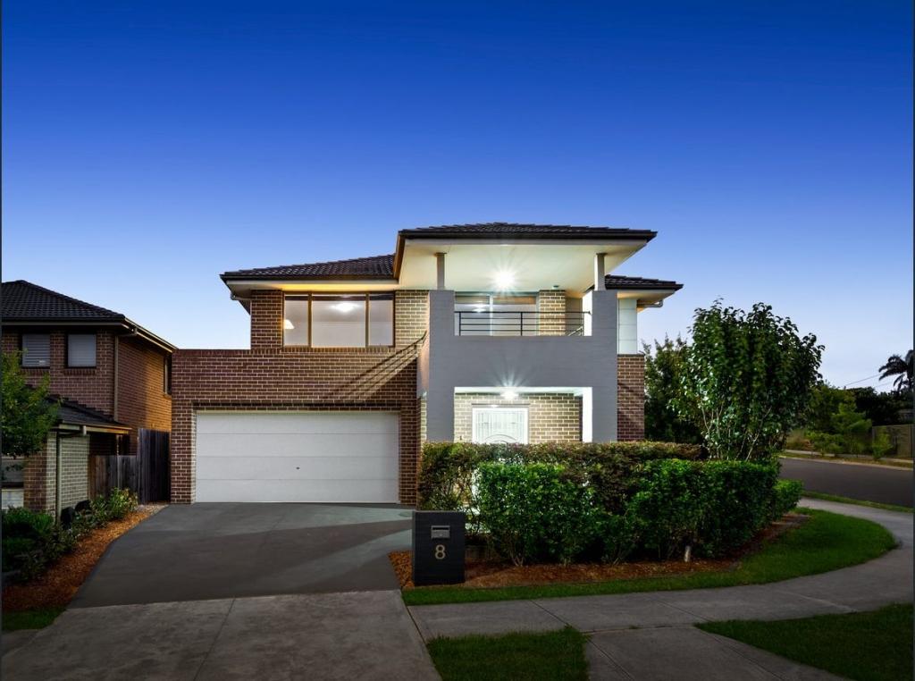 8 PORT HEDLAND RD, EDMONDSON PARK, NSW 2174