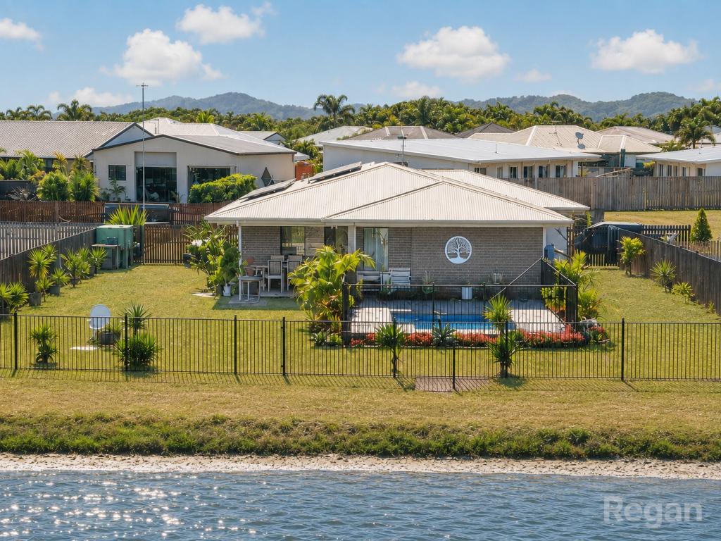 39 SORRENTO WAY, ZILZIE, QLD 4710